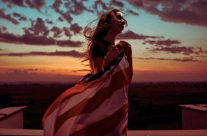 言葉を真に受けず、徹底的に行動を見ろ！